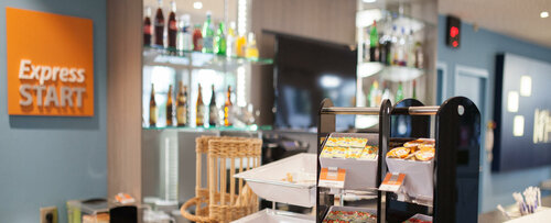 Holiday Inn Express Amiens by IHG, Забронировать Отель Отели Соммы с завтраком, Завтраки