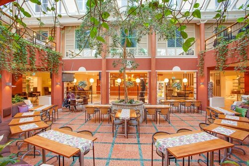 Best Western Plus Västerviks Stadshotell, Забронировать Отель Вестервик Кальмар, рядом с Порт Вестервик