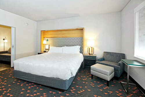 Holiday Inn Hotel & Suites - Calgary Airport North by IHG, Забронировать Отель Отели Calgary Region с бассейном, Бассейн