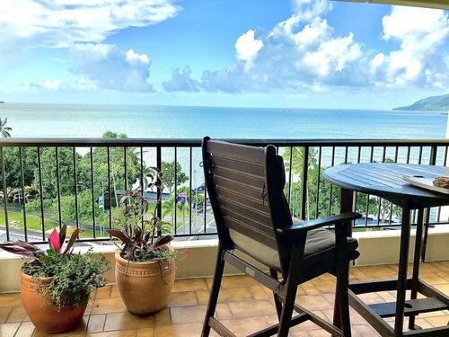 Nomads Esplanade Backpacker, Забронировать Отель Кэрнс Cairns and Northern Beaches, рядом с Cairns Family Court