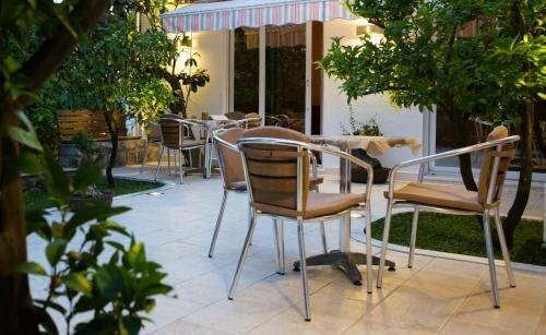 Apartments Benussi, Забронировать Апартаменты/квартира Отели Региона Дубровника с парковкой, Парковка