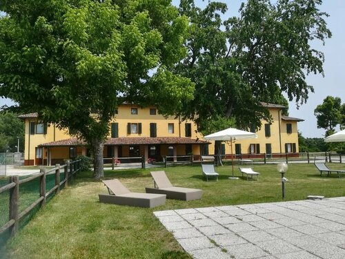 Agriturismo ai Due Leoni, Забронировать Фермерский дом Бельведере Венеция-Джулия