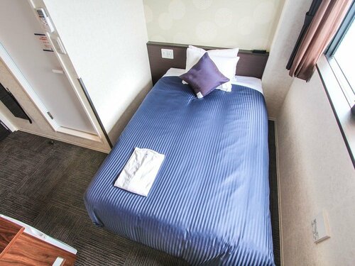HOTEL LiVEMAX Kyoto Kamogawamae, Забронировать Отель Отели Киото с парковкой, рядом с Железнодорожная станция Карасума, Парковка