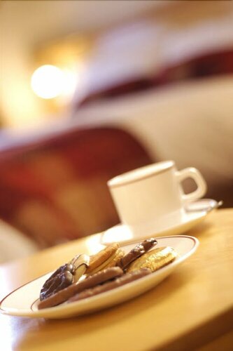 Gateway Hotel, Book Hotel Newport 