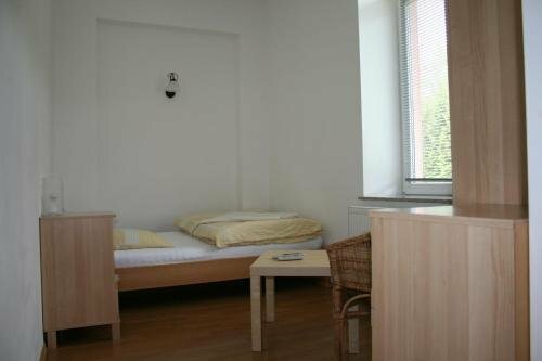 Hotel am Bahnhof, Забронировать Отель Коппенбрюгге Weser Uplands