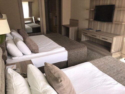Grand Yazici Ski Hotel & Spa, Забронировать Курортный отель Отели Улудаг с парковкой, рядом с Tutyeli, Парковка