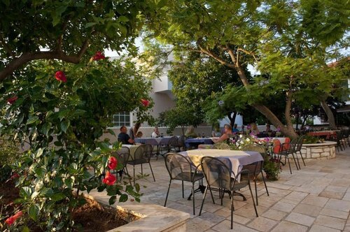 Marie Hotel, Забронировать Отель Ахарави Корфу