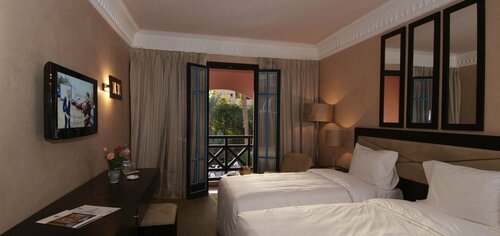 Hotel Marrakech le Tichka, Rezervați Hotel Hoteluri în Marrakech-Tensift-Haouz cu parcare, Parcare