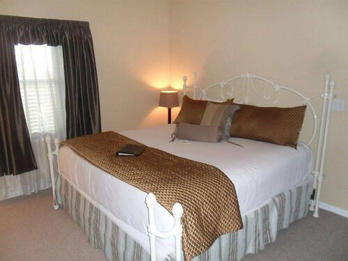 Carriage Way Inn Bed & Breakfast Adults Only - 21 years old and up, Varaa Hotelli SPA-hotellit kohteessa Saint Augustine Area, SPA