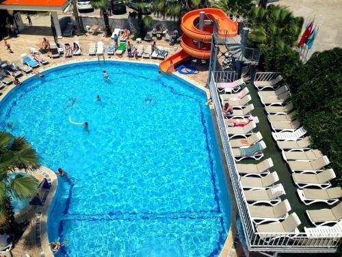 Armir Palace