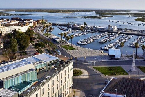 Отель Occidental Faro, Забронировать Отель Отели Фару с бассейном, Бассейн