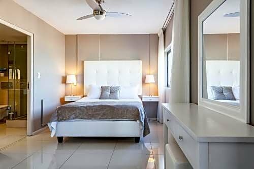 Aquarius Luxury Suites, Забронировать Апартаменты/квартира Апартаменты Table Bay, Апартаменты/квартира
