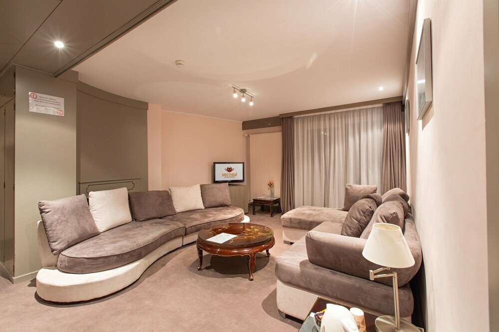Hôtel Central Spa & Lounge Bar - Espace Bien-Être by Vagheggi - Crans-Montana