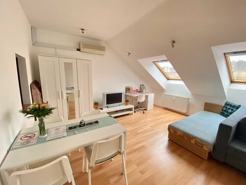 Апартаменты Orangehomes Apt Erkel Street, Забронировать Апартаменты/квартира Будапешт Центральная Венгрия, рядом с Uránia National Film Theatre