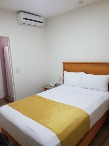 Hotel Quinta, Boek Hotel Goedkope hotels in Centro