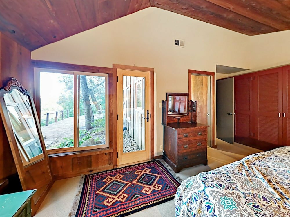 Wooded - 1 Br Home