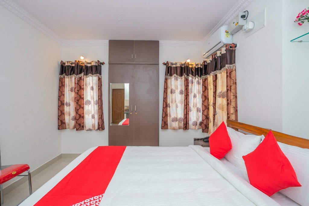 Oyo 27839 New Manyata Suites