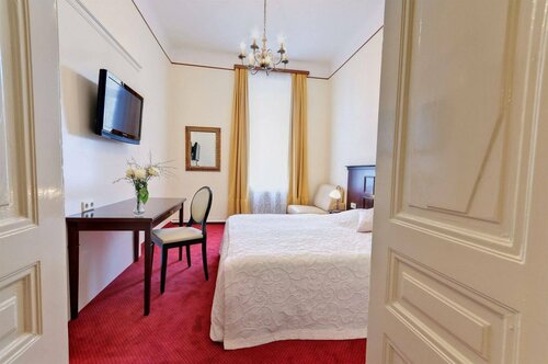Hotel Viktoria Schönbrunn, Забронировать Отель 13. Хитцинг Вена