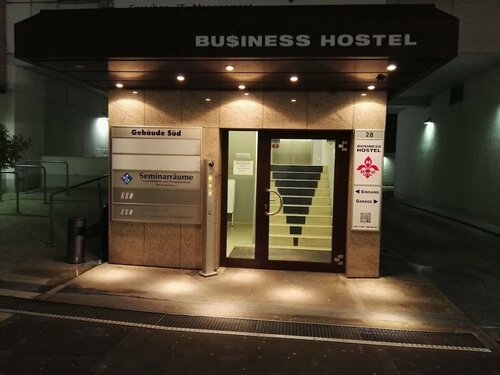 Business Hostel Wiesbaden ONE, Забронировать Отель Недорогие отели Таунус, недорогие