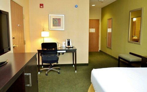 Holiday Inn Express Hotel & Suites Center Township, an IHG Hotel, Reserva ahora Hotel Monaca Pensilvania