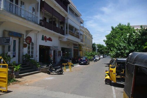 Lotus Bay View Hotel, Забронировать Отель Отели White Town с парковкой, Парковка