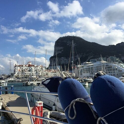 Luxury Yacht Hotel, 预订 酒店 直布罗陀 Отели