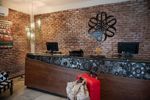 Latitude 13°, Rezervovat Hotel Lilongwe hotely s bazénem, Bazén