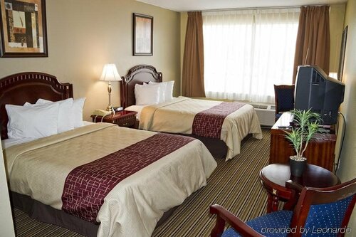 Red Roof Inn & Suites of Muskegon Heights, Varaa Hotelli Muskegon Michigan