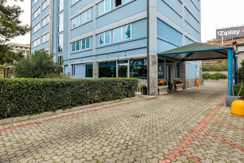 Hotel Arizona, Забронировать Отель Милан Ломбардия, рядом с Уругуай