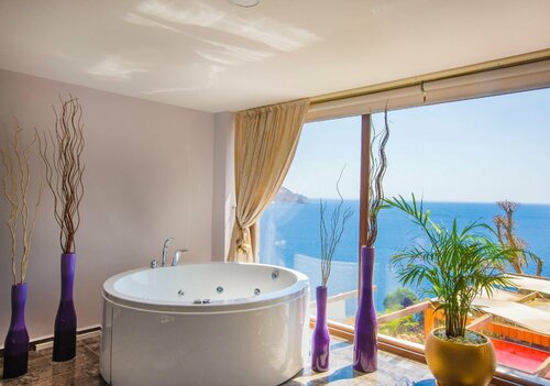 Jackey Boutique Hotel, Забронировать Бутик-отель Отели Каш с бассейном, Бассейн