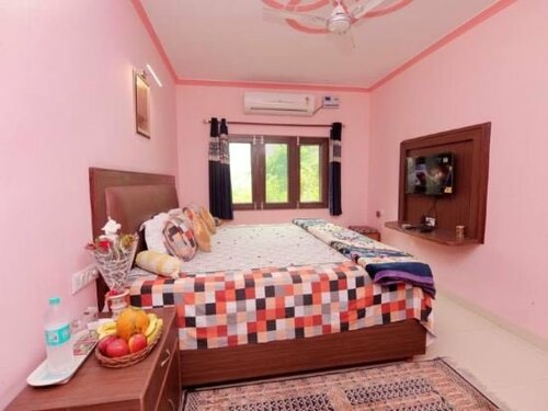 Indian Homestay, Забронировать Отель Отели штата Уттар-Прадеша с парковкой, Парковка