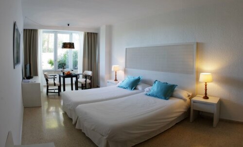 Hotel Apartamentos Cala Santanyi, Prenota Hotel Santanyi Maiorca