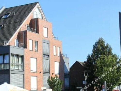 HIB Hotel in Baesweiler, Забронировать Отель Отели Басвайлер с парковкой, Парковка