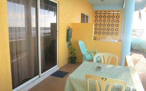 Golden Sunset Beach Club, Varaa Hotelli Mindanao hotellit, joissa on uima-allas, Uima-allas