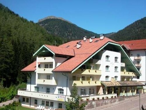 Hotel Erica, Забронировать Отель Тезеро Кавалезе