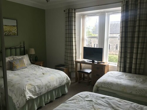Dunclutha Guest House, Забронировать Гостевой дом Ливен-Файф Файф