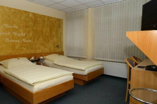 Hotel Alberga, Забронировать Отель Меттман Северный Рейн-Вестфалия