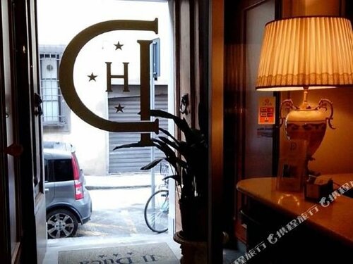 Hotel Il Duca, Забронировать Отель Отели Флоренции с парковкой, рядом с Фонд Франко Дзеффирелли, Парковка