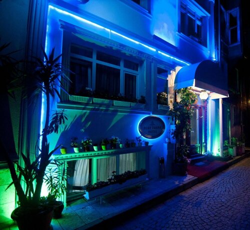 Отель Blue Tuana