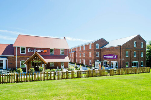 Premier Inn Farnham, Забронировать Отель Фарнем Суррей