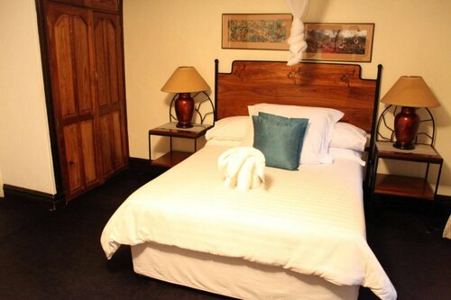 Africanza Lodge and Restaurant, Забронировать Отель Китве 