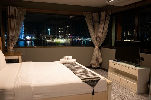 Anandpura Riverside Hotel, Забронировать Отель Отели Бангкока с парковкой, Парковка