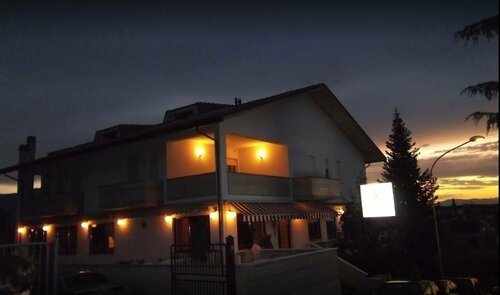 Hotel Leondoro, Book Hotel Hoteller i Castel Frentano med parkering, Parkering