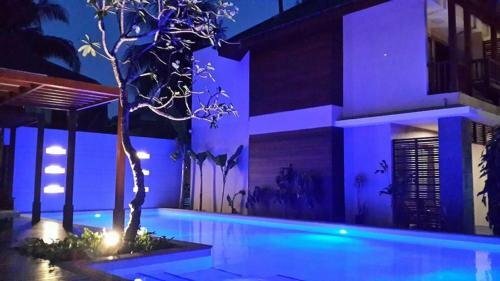 Eain Taw Phyu Hotel, Забронировать Отель Мьей область Танинтайи