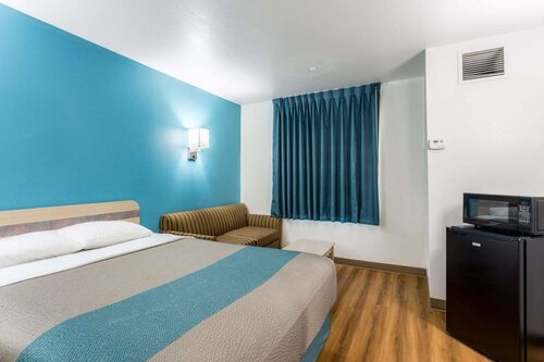 Holiday Inn Roswell by IHG, Забронировать Отель Отели Нью-Мексико с бассейном, Бассейн