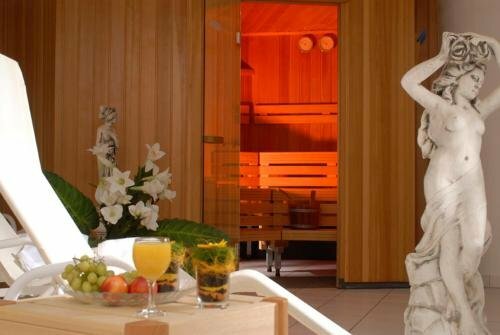 Hotel Königin Olga, Забронировать Отель Отели Эльванген 3 звезды, 3*