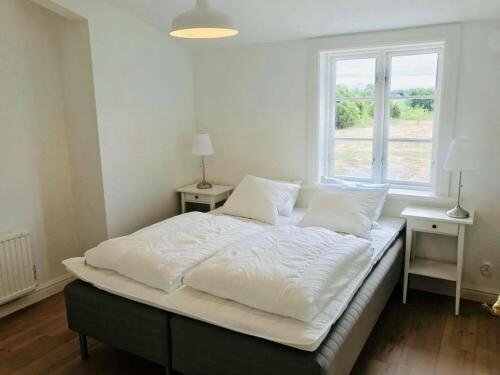 Warfsholm, Book Hotel Klintehamn Gotland