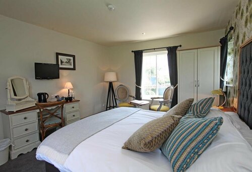 The Falcon Inn, Book Hotel 3-stjernede hoteller i Merseyside, 3*