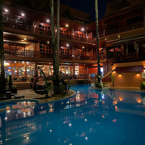 Royal Phawadee Village Patong - 2 Minutes walk to the beach, Забронировать Отель Патонг-Бич Пхукет