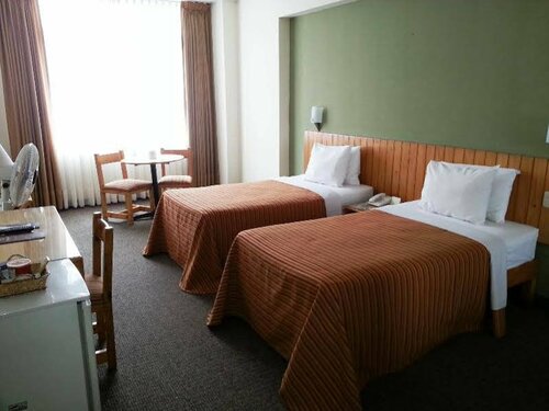 Qorianka, Boek Hotel Lince Miraflores